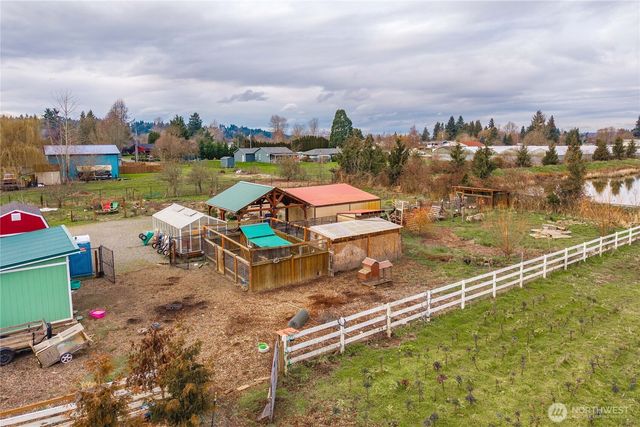 6905 60th St E, Puyallup, WA 98371