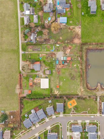 6905 60th St E, Puyallup, WA 98371