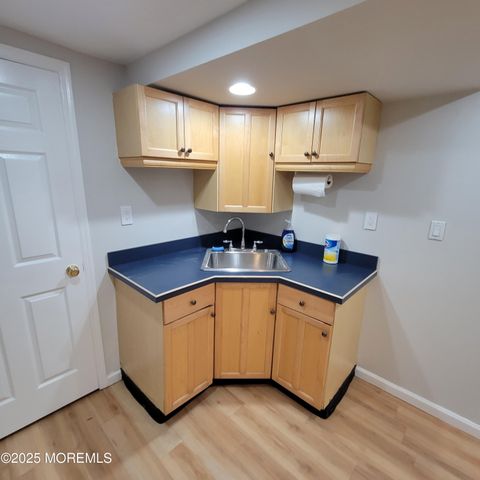 12 Margie Road, East Brunswick, NJ 08816