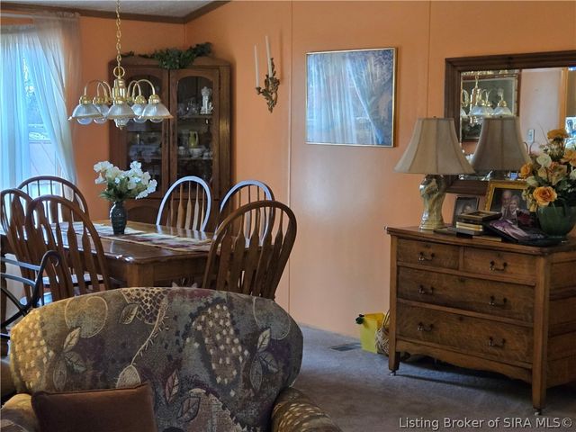 1533 Waverly Road, Jeffersonville, IN 47130