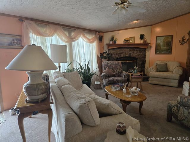 1533 Waverly Road, Jeffersonville, IN 47130