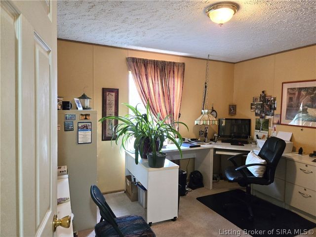 1533 Waverly Road, Jeffersonville, IN 47130