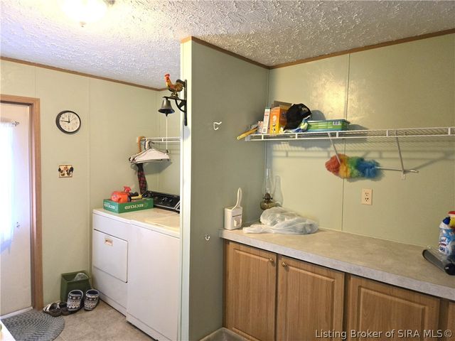 1533 Waverly Road, Jeffersonville, IN 47130