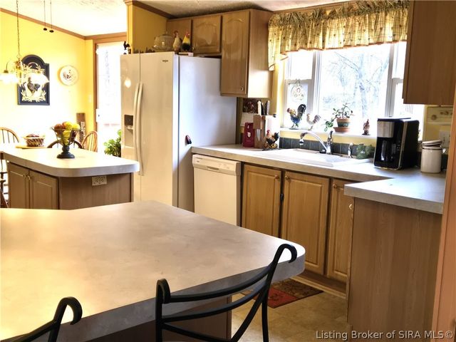 1533 Waverly Road, Jeffersonville, IN 47130