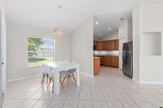 3 LEWIS DRIVE, Palm Coast, FL 32137