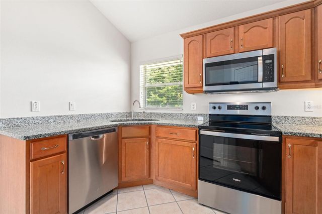 3 LEWIS DRIVE, Palm Coast, FL 32137