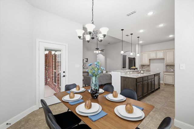 5204 Cross Plains Court, Fort Worth, TX 76126