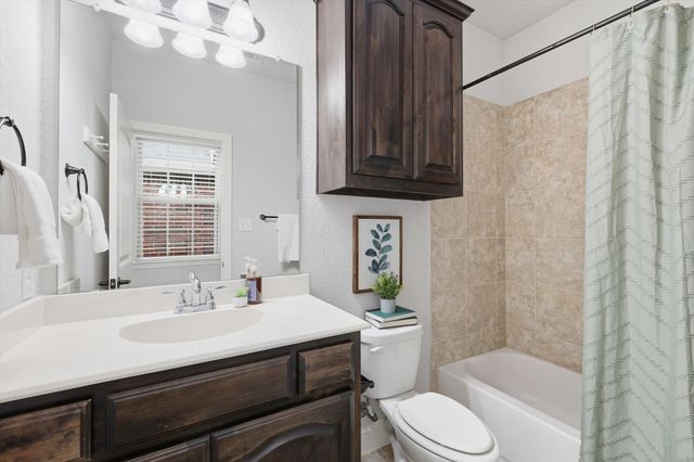 5204 Cross Plains Court, Fort Worth, TX 76126