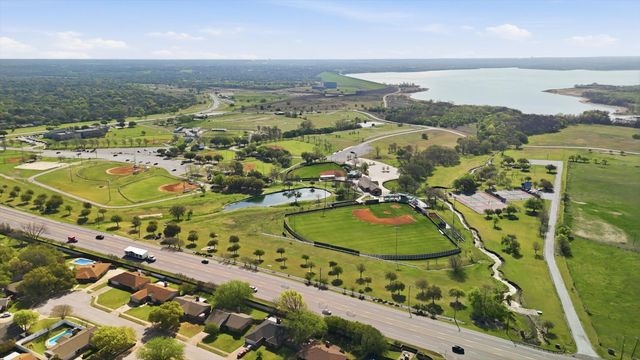 5204 Cross Plains Court, Fort Worth, TX 76126