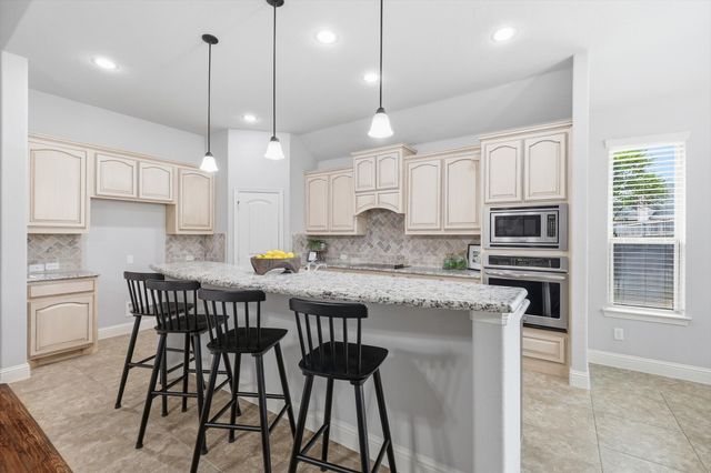 5204 Cross Plains Court, Fort Worth, TX 76126