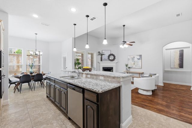 5204 Cross Plains Court, Fort Worth, TX 76126