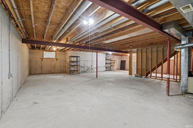 1551 Stone Court, Elkhart, IN 46514