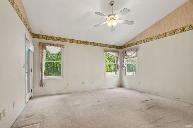 1551 Stone Court, Elkhart, IN 46514