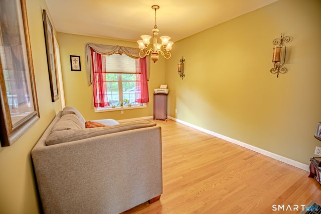 24 Macktown Road, Windsor, CT 06095