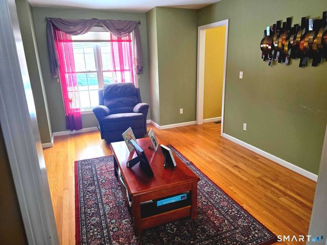 24 Macktown Road, Windsor, CT 06095