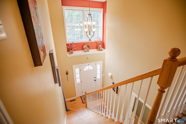 24 Macktown Road, Windsor, CT 06095