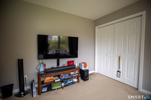 24 Macktown Road, Windsor, CT 06095