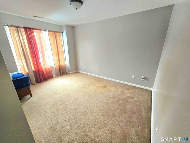 24 Macktown Road, Windsor, CT 06095