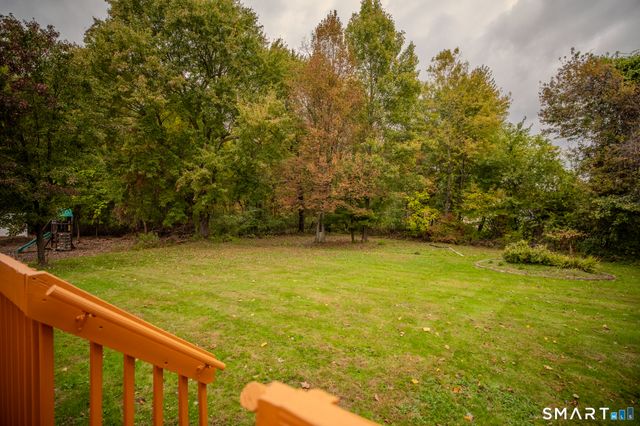 24 Macktown Road, Windsor, CT 06095