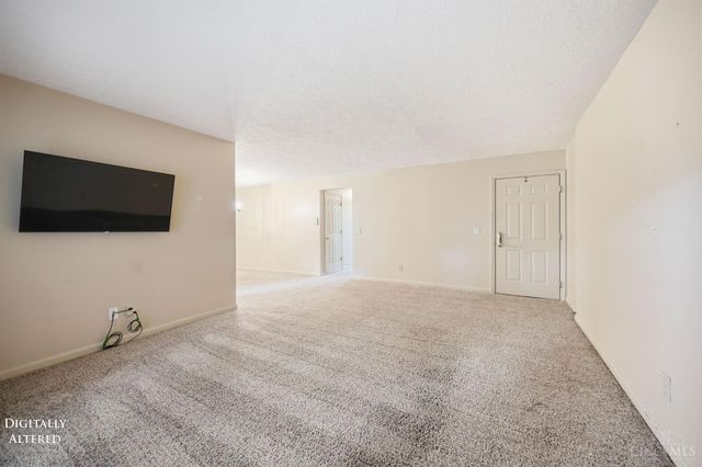 10506 West Road, Harrison, OH 45030