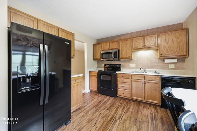 10506 West Road, Harrison, OH 45030