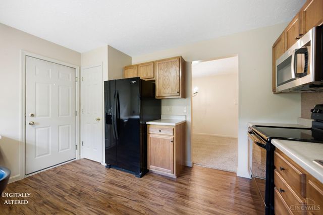 10506 West Road, Harrison, OH 45030
