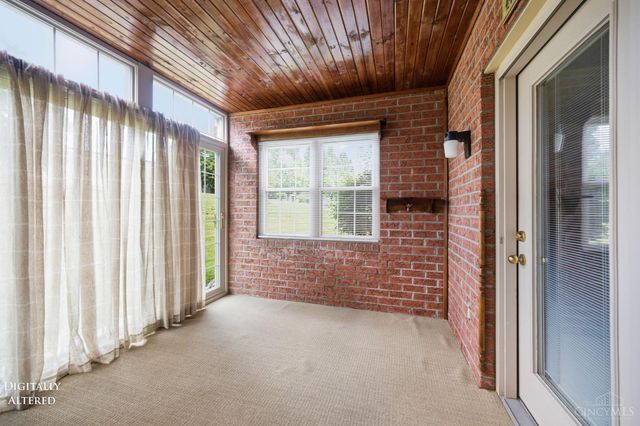 10506 West Road, Harrison, OH 45030