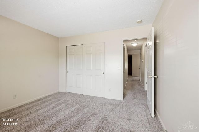 10506 West Road, Harrison, OH 45030