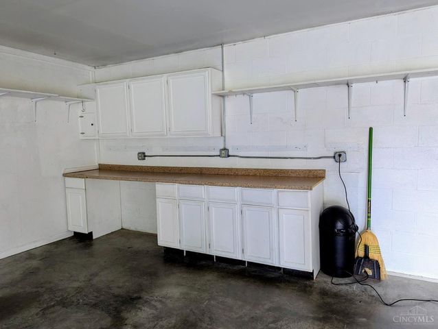 10506 West Road, Harrison, OH 45030