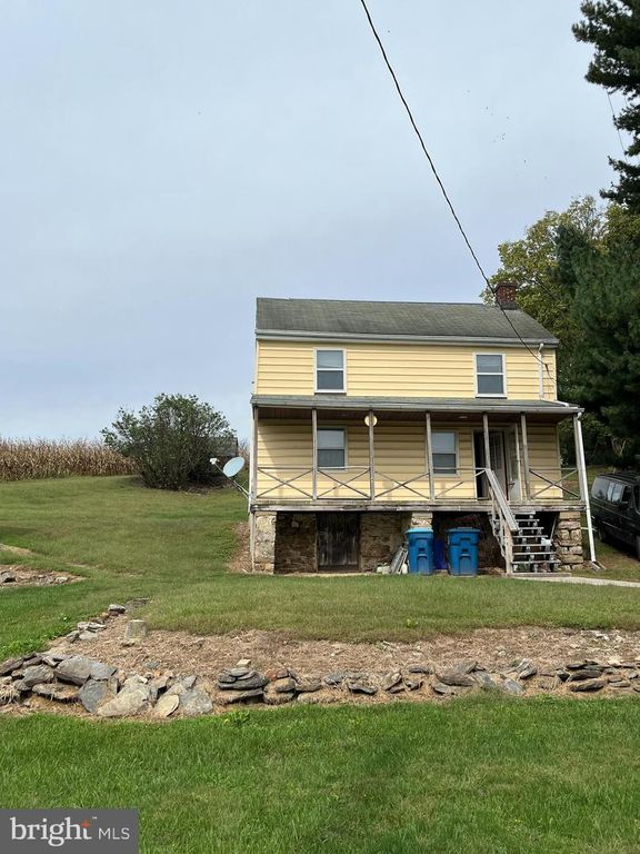 4200 N SHERMAN STREET EXT, Mount Wolf, PA 17347
