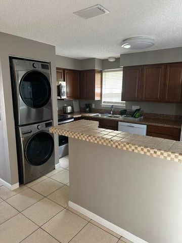 13454 Old Englishtown Road, Wellington, FL 33414