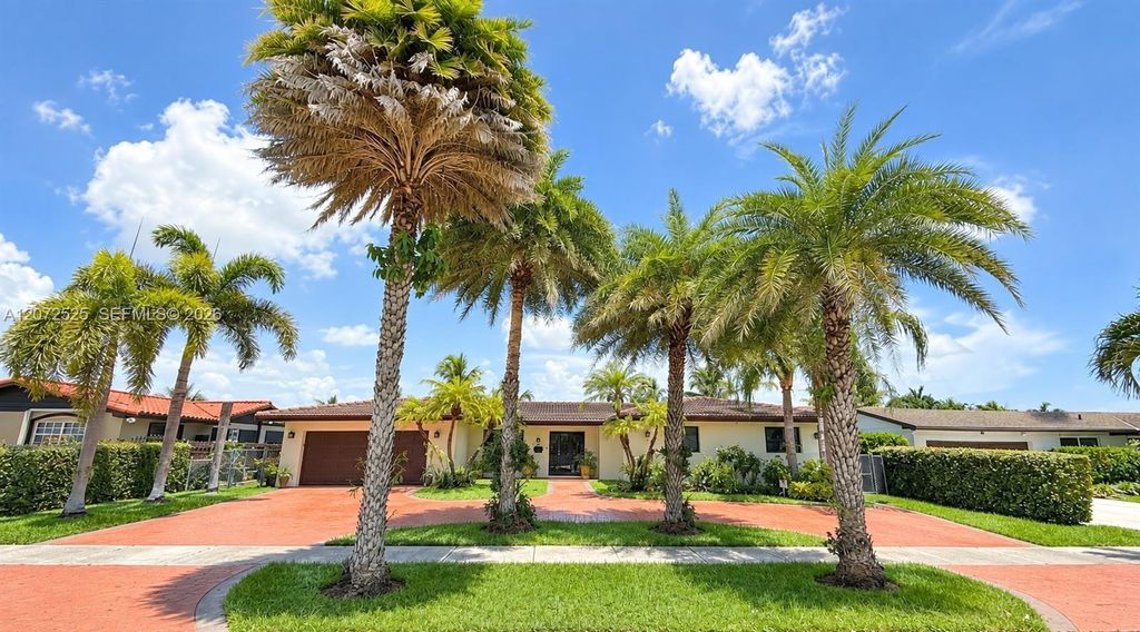 14011 SW 74th Terrace, Miami, FL 33183