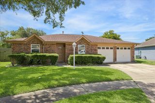 1217 E Brown Lane, Deer Park, TX 77536