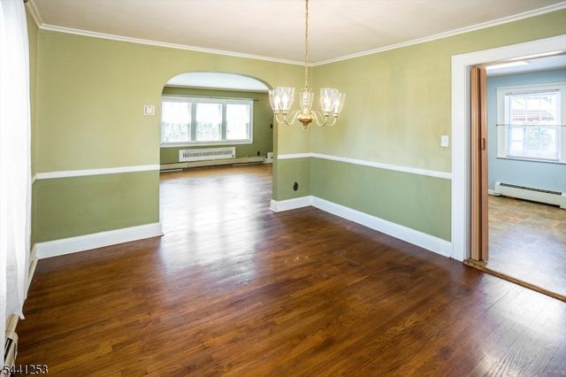 3 Lucien Pl, Linden City, NJ 07036