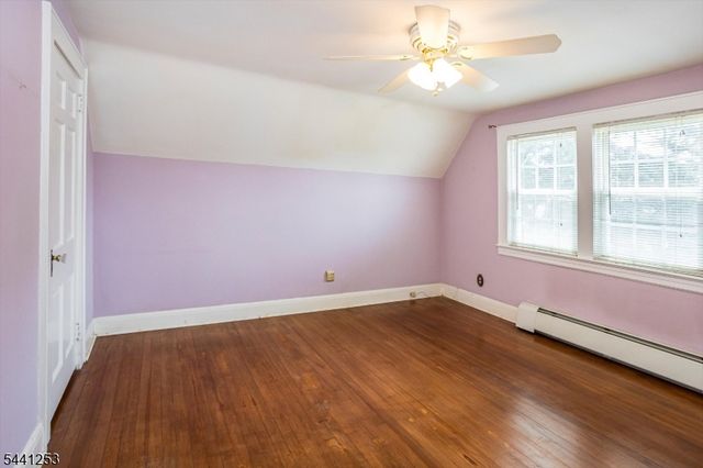 3 Lucien Pl, Linden City, NJ 07036