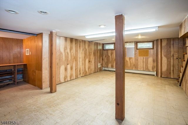 3 Lucien Pl, Linden City, NJ 07036