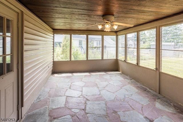 3 Lucien Pl, Linden City, NJ 07036