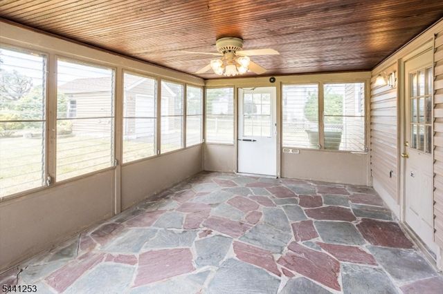 3 Lucien Pl, Linden City, NJ 07036