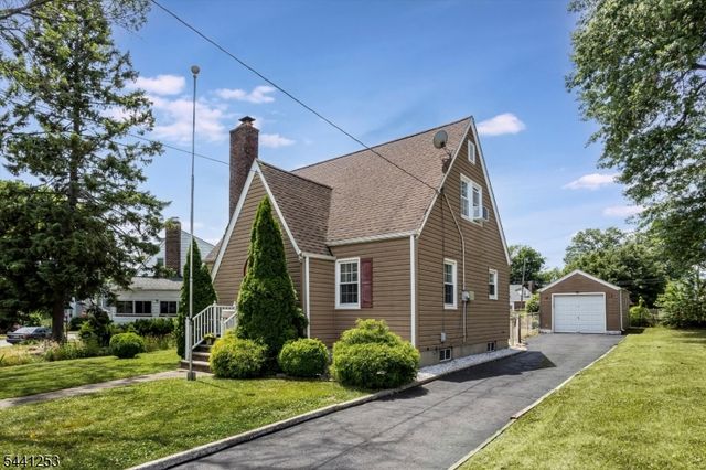 3 Lucien Pl, Linden City, NJ 07036