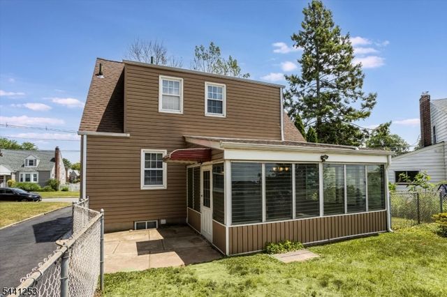 3 Lucien Pl, Linden City, NJ 07036