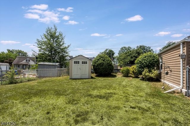 3 Lucien Pl, Linden City, NJ 07036