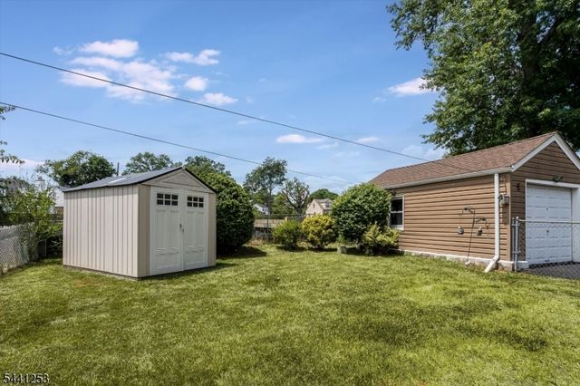 3 Lucien Pl, Linden City, NJ 07036