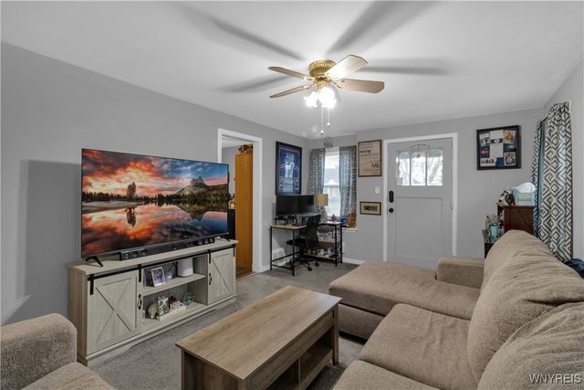 70 Greenfield Avenue, West Seneca, NY 14224