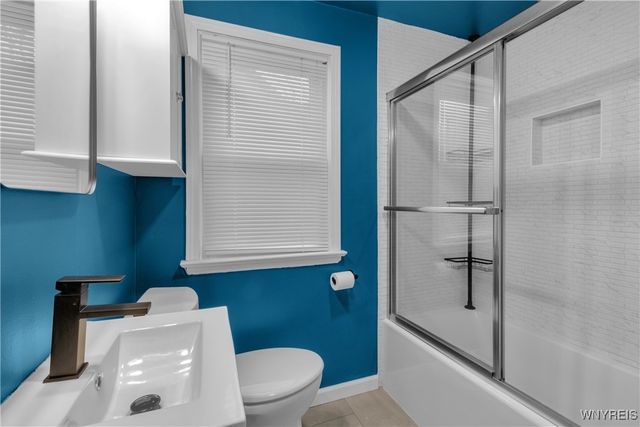 70 Greenfield Avenue, West Seneca, NY 14224