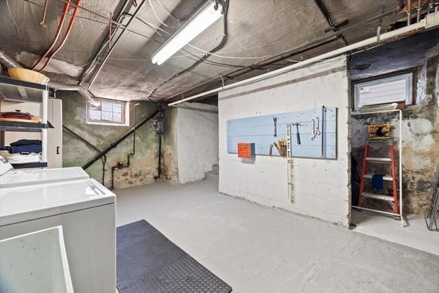 32 Russett Rd, Boston, MA 02132