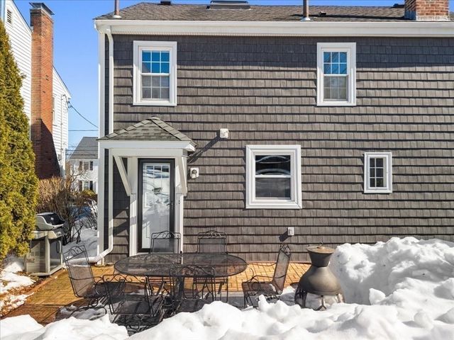 32 Russett Rd, Boston, MA 02132
