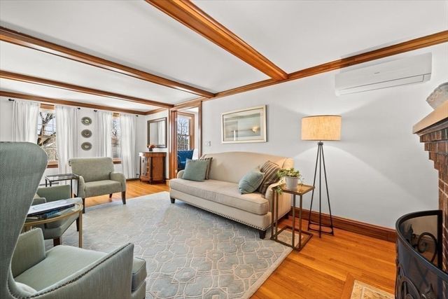 32 Russett Rd, Boston, MA 02132