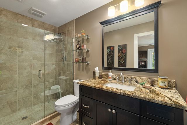 222 Springhill Dr., Hattiesburg, MS 39402