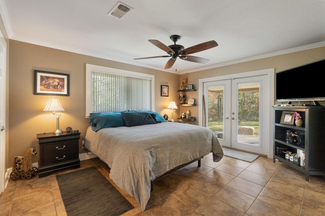 222 Springhill Dr., Hattiesburg, MS 39402