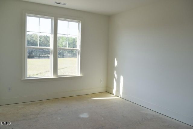 160 Broadleaf Lane, Youngsville, NC 27596
